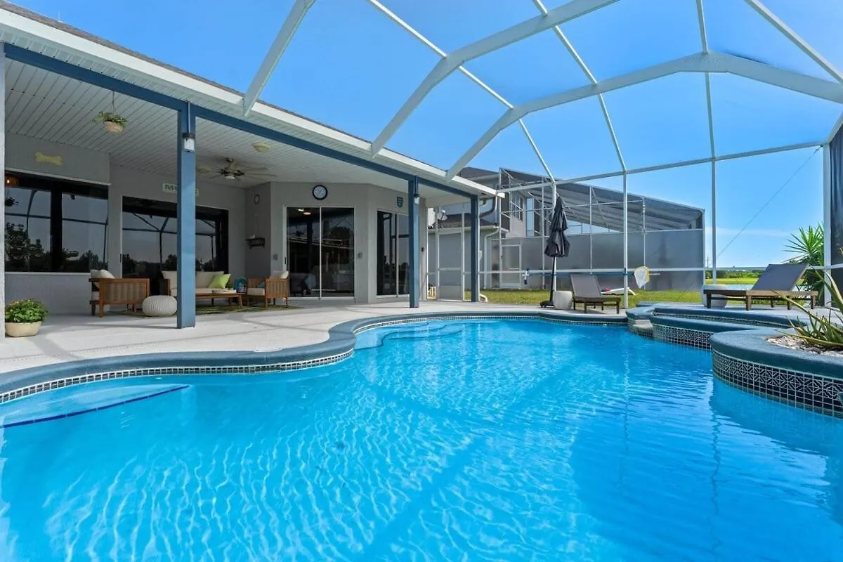 826 Golf Course Parkway Davenport 4Bed Villa Holiday home